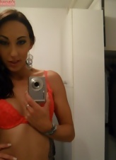 Charming mom demonstrates perfect body in nude selfies