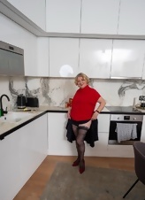 Sexy Older Women Nude Porn Pics Gallery
