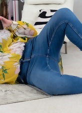 Chubby Jeans Porn Pics Gallery