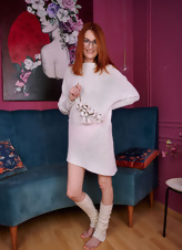 Hairy Redhead Mom Nude Pics