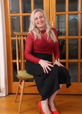 Sexy Blonde Granny Porn Pics