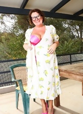 Mature Glasses Porn Gallery