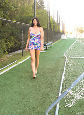 Public Naked Latina Women XXX Porn Gallery