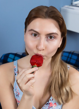Hairy Pussy Babe Strawberry Tease