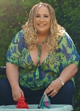 Mature Blonde In Green Top Seduces