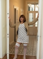 Mature Milf Stockings Tease Pics