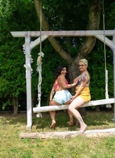 Lesbian Lickfest On The Lawn