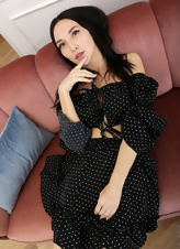 Milf With Shaved Pussy On Chair