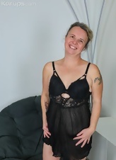 Real Mature Woman Pussy Tease