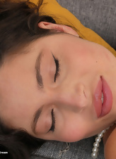 Brunette Solo Wet Pussy Orgasm Gallery