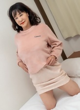 Busty Asian GILF Nude Hairy Pussy Pics