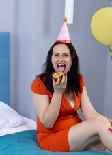 Hairy Gilf Birthday Pussy Tease Pics
