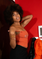 Afro Beauty Hairy Pussy Nude Gallery