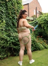 Chubby Mature Amateur Hairy Pussy Pics