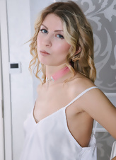 Blonde Milf In Silk Top Nude Pics Gallery