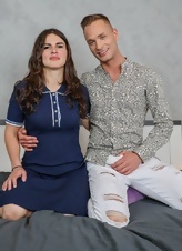 Brunette Milf Blowjob And Hardcore Bed Pics