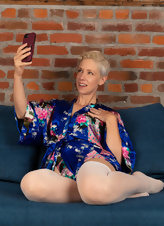 Hairy Blonde Mature Masturbating On Couch Photos