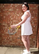 Sporty Milf In Tennis Skirt Erotic Gallery