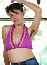 Hairy Mature Pussy And Pit Hair Pics