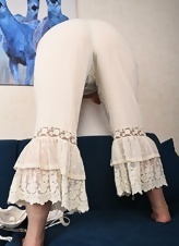 Mature Redhead Nude Sofa Gallery