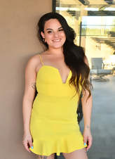 Outdoor Dress Tease And Pussy Play XXX Gallery