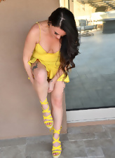 Outdoor Dress Tease And Pussy Play XXX Gallery