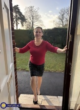 Big Tit Mature Tease Gallery Pics