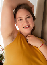 Hairy Chubby Babe Pussy Tease Pics Gallery