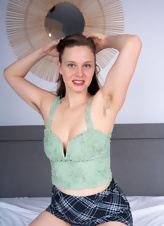 Hairy Pussy Pictures Of MILF Stripper