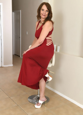 Redhead Milf Pussy Play Gallery