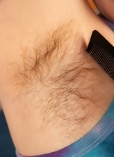 Hairy Mature Babe Photos Spread Pose