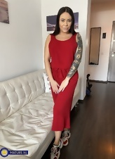 Mature Nude Babe Spread Pose Pics Natural Tits