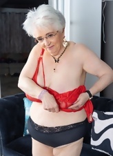 Naked Mature Granny Solo Tease Photos