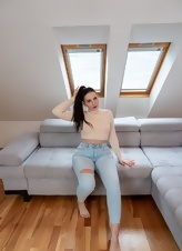 Booty Out Solo Tease Pics