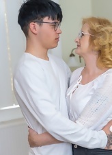 Mature Milf In Stockings Gallery