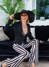 Mature Milf Nude Solo Tease Photos