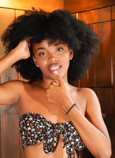 Nude Ebony Babe Hairy Pussy Solo Pics