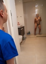 Steamy Shower Oral With Naked Mature Cougar Pics