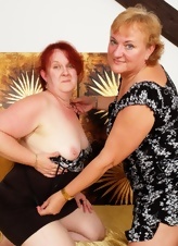 Mature Lesbian Duo Nude Pics With Saggy Tits
