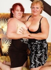 Mature Lesbian Duo Nude Pics With Saggy Tits