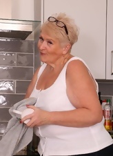 Mature Granny Naked Gallery With Saggy Tits