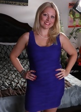 Milf Nude Photos Natural Tits Spread Pose