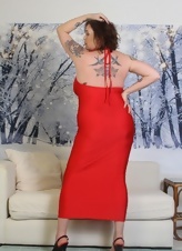 Naked Mature Pics: Hairy Pussy Spread Tease