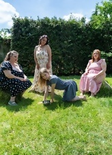 Picnic Pics With Mature Floral Dress Milfs