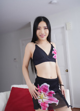 Asian Babe Solo Nude Tease Gallery Pics