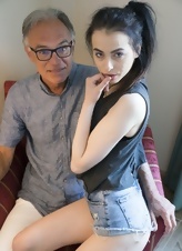 Raw Blowjob Pics of Young Babe and Mature Man