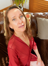 Mature Milf Fingering Solo Tease