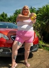 Milf Car Wash Photos With Curvy Big Booty