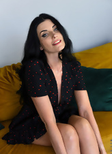 Naked Babe Solo Tease Pics With Pussy Out