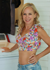 Mature Milf Strips Naked Pics In Laundry Room